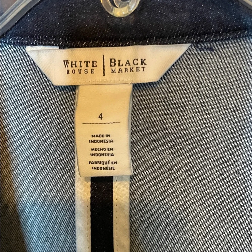 The Limited Women's Navy Blazer - Picture 2 of 4